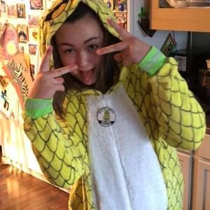 Meet your Posher, Samantha